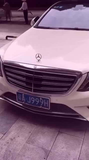 奔驰s65视频